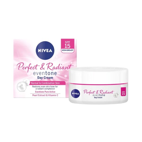 Nivea Perfect & Radiant Mattifying Day Cream SPF 15 (50ml)
