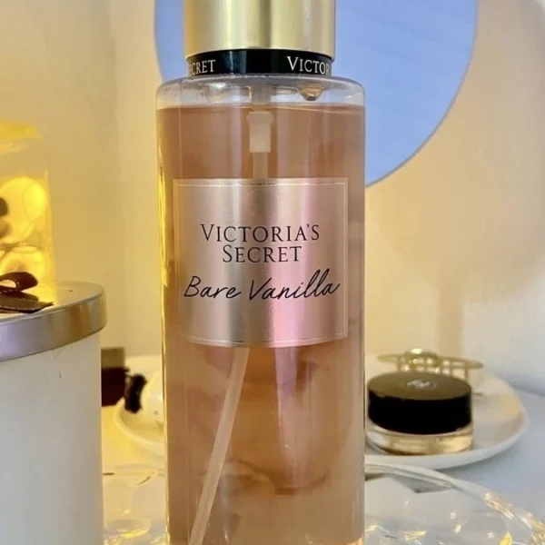 Victoria Secret Bare Vanilla Body Mist( 250ml)